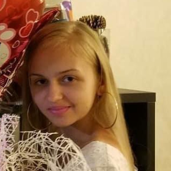 Gold Color Hoops - Picture 2 of 2